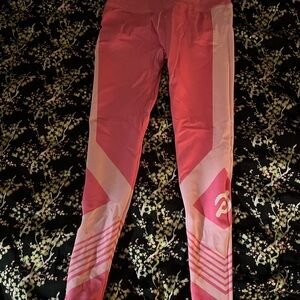 Peloton Vibrant Pink Leggings